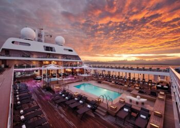 The 10 Most Luxurious Cruises You Can Take Around the World